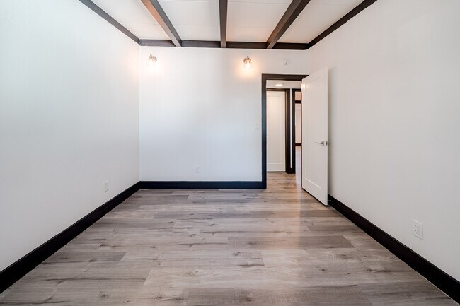 Building Photo - 5131 Barstow St