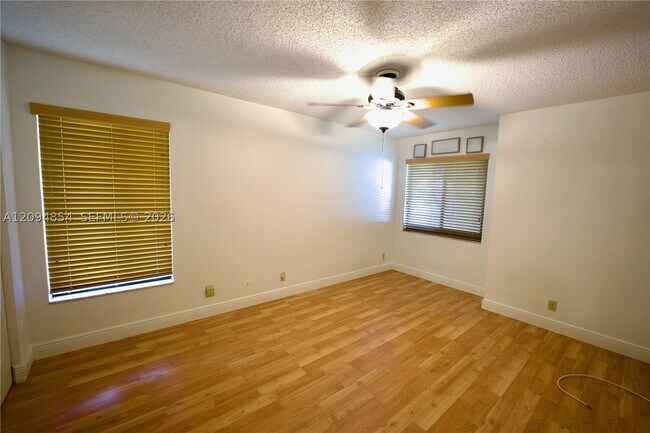 Building Photo - 9135 Southern Orchard Rd S