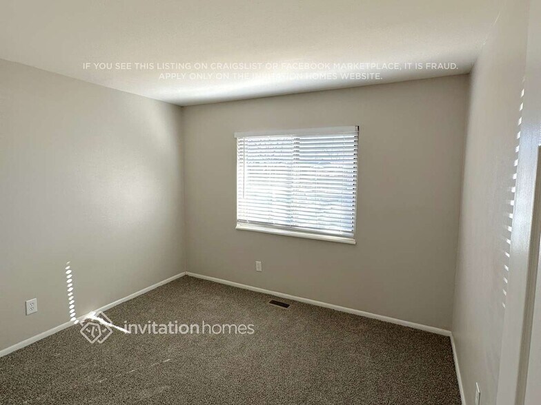 Building Photo - 2643 S Richfield St