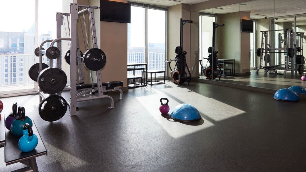Fitness Center - Skyhouse South