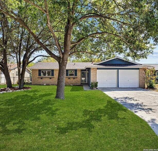 Building Photo - 5122 Binz Engleman Rd