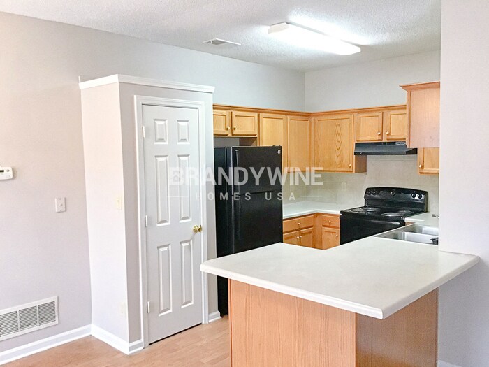 Building Photo - 3960 Gavick Dr