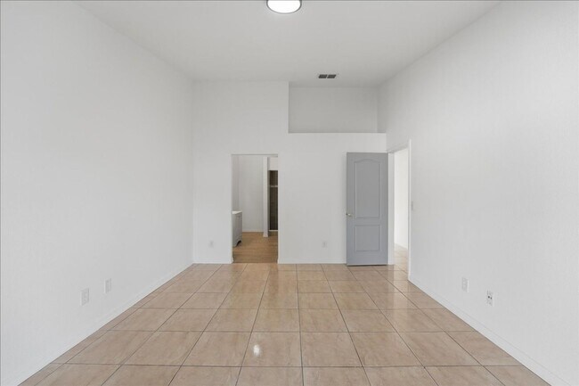 Building Photo - 4019 Caban Ct