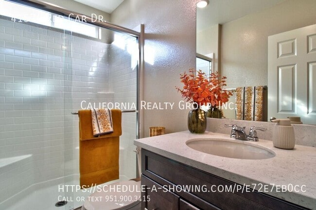 Building Photo - 41524 Red Car Dr