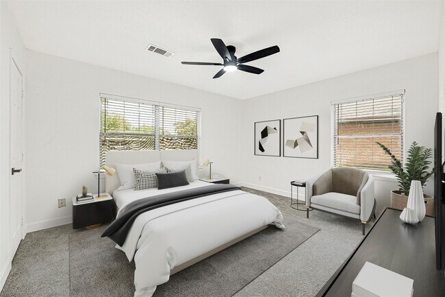 Building Photo - 2703 Ammons St