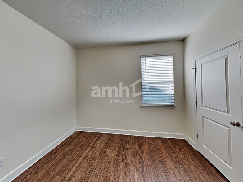 Building Photo - 3036 Eagle Bluff Way