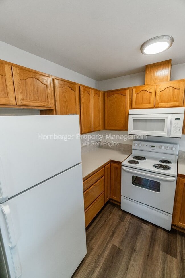 Building Photo - 2316 N Wilbur Rd