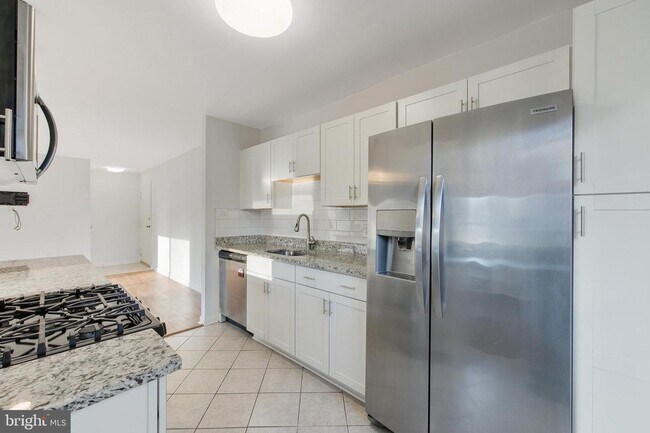 Building Photo - 350 Gatewater Ct