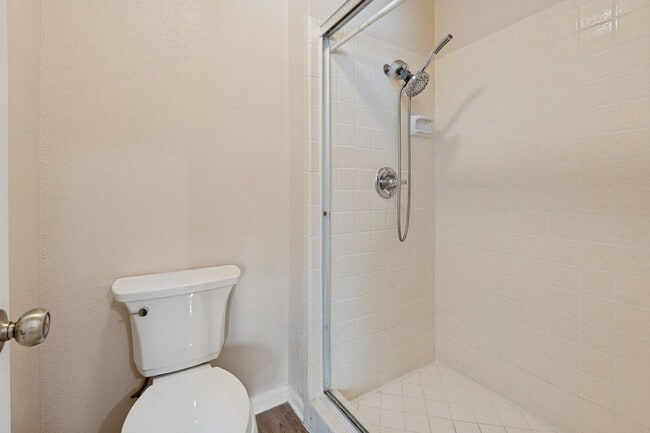 Building Photo - 16006 Eagleway St