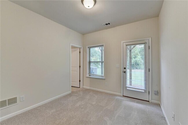 Building Photo - 3587 Hidden Valley Cir