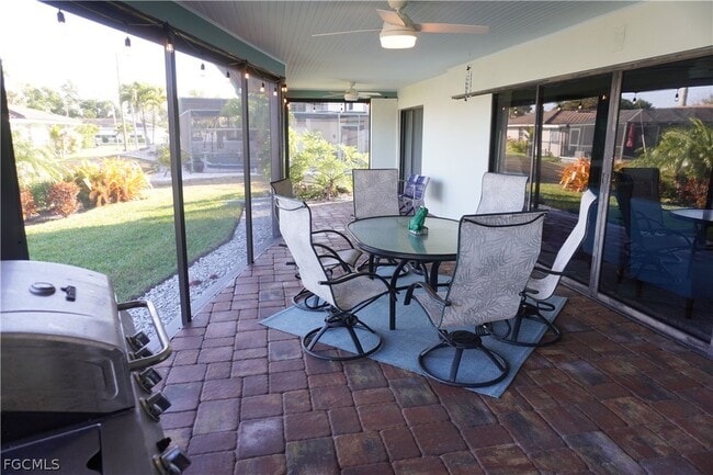 Building Photo - 4336 Coronado Pkwy