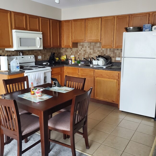 Primary Photo - 3423 Ridgeland-102