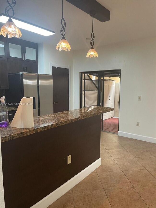 Building Photo - 11115 W Okeechobee Rd