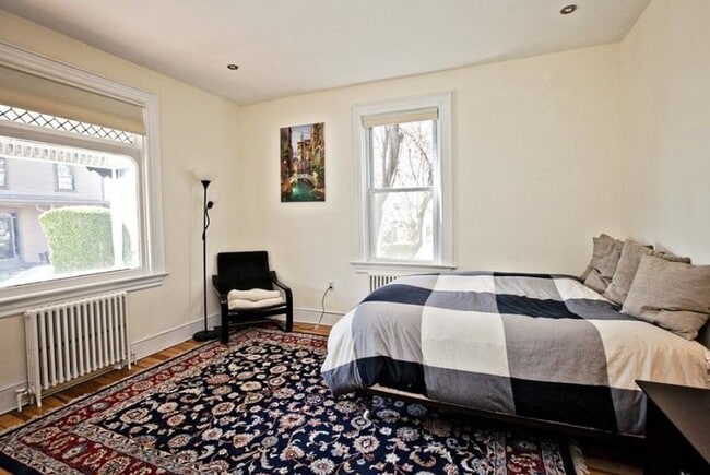 Building Photo - Newport, RI