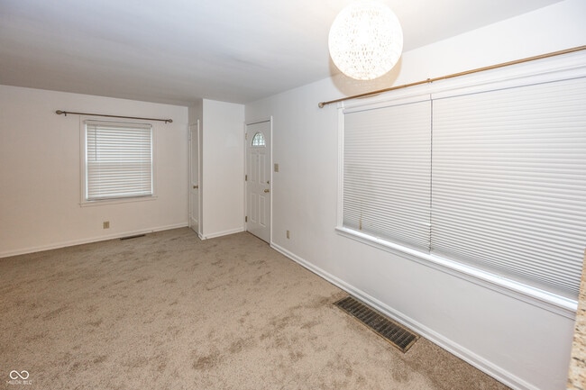 Building Photo - 2360 Durham Dr