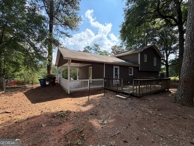 Building Photo - 734 Marthas Dr
