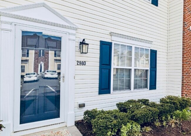 Building Photo - 2803 Gross Ave