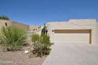 Building Photo - 5066 N Placita Del Lazo