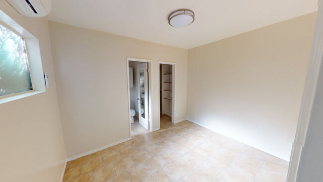 Building Photo - Westbourne Living