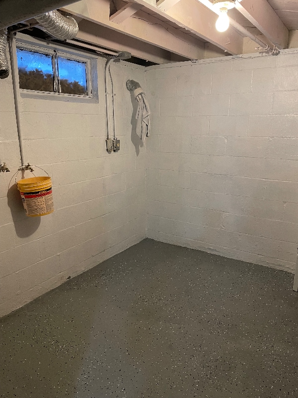 Building Photo - 5706 Pratt St