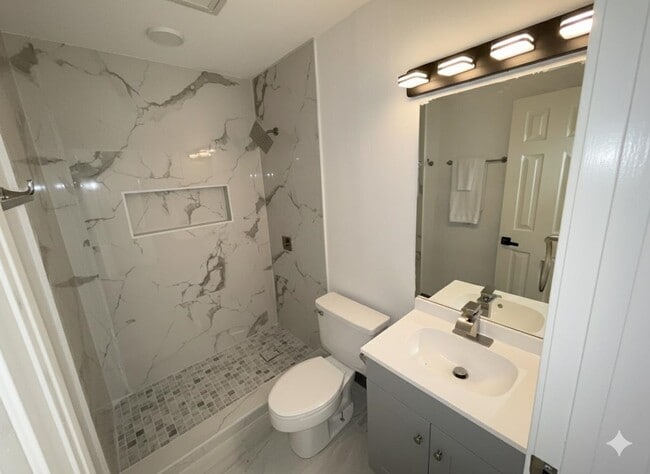 Building Photo - 1132 Quail Hollow Loop