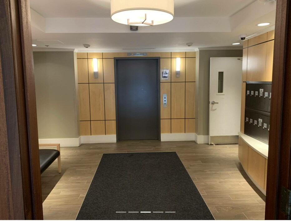 Building Photo - 107 Jersey St