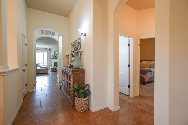 Building Photo - 127 Lightfoot Trail