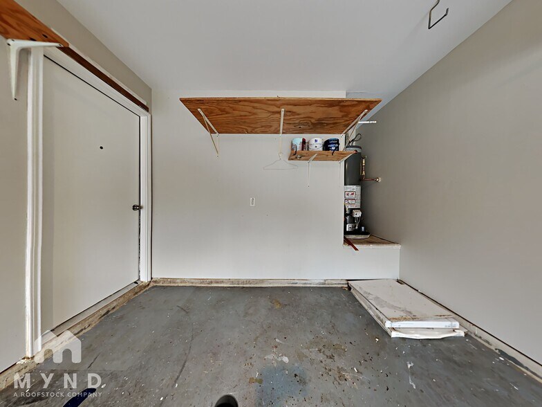 Building Photo - 3523 Avalon Castle Dr