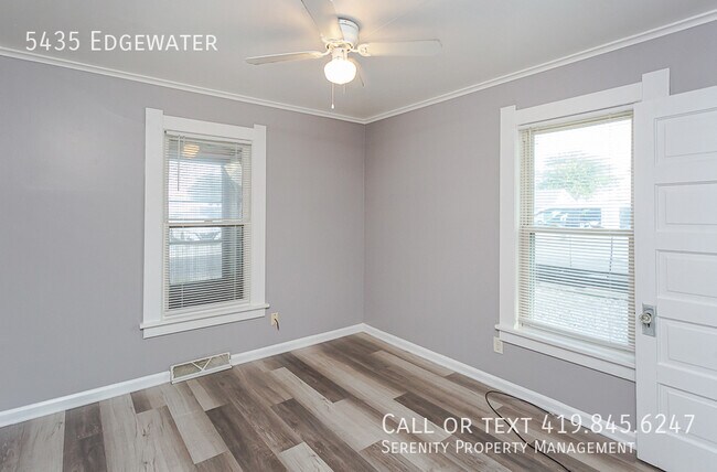 Building Photo - 5435 Edgewater-