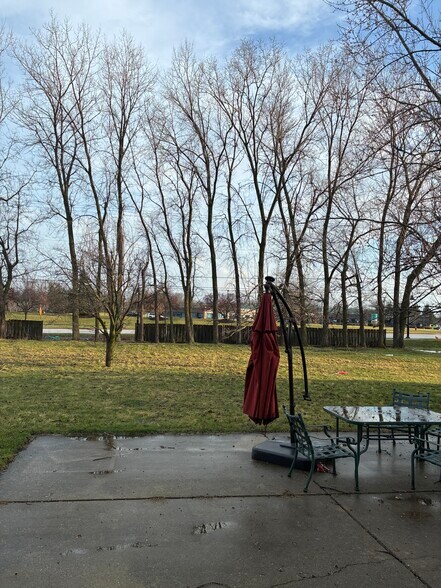 Building Photo - 14535 W Janice Pl