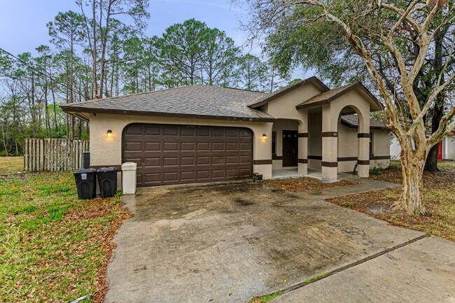 Building Photo - Charming 3-Bedroom, 2-Bath Home in Palm Coast