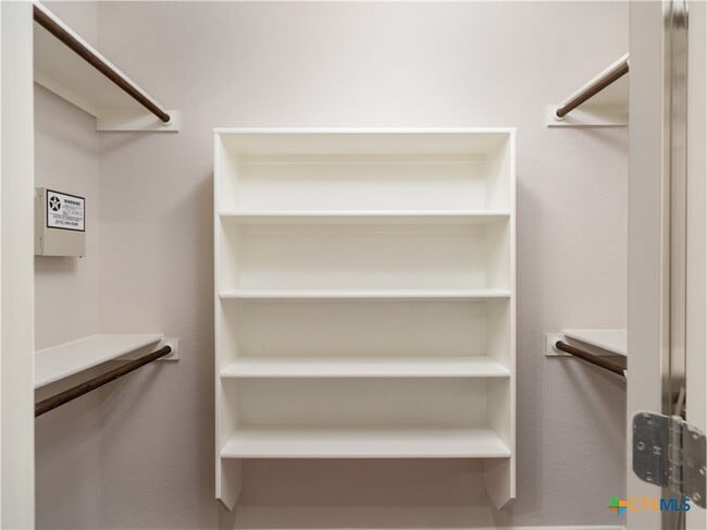 Building Photo - 109 High Dr