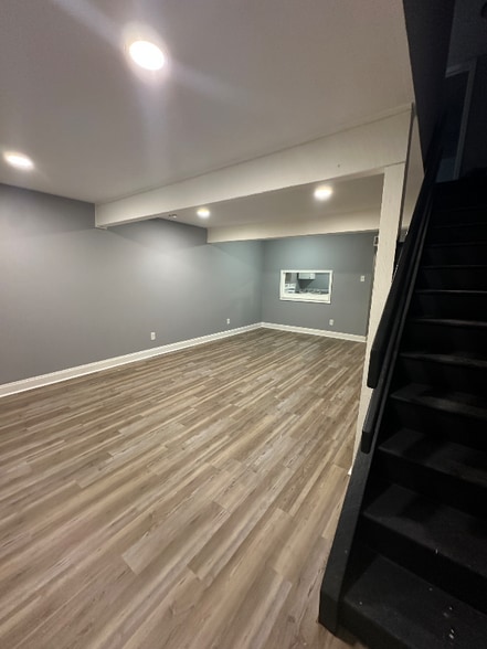 Building Photo - 3307 Kabel Dr