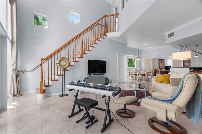 Building Photo - 70 Isle of Venice Dr