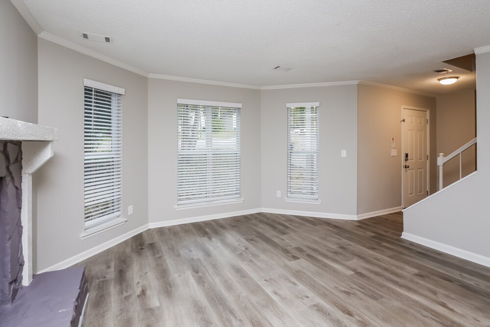 Building Photo - 3730 Rhoanoke Ct