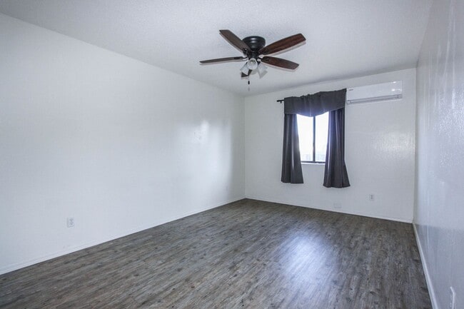 Building Photo - 7159 E Silverlode Dr