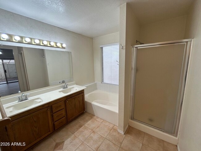 Building Photo - 8835 W Charleston Ave