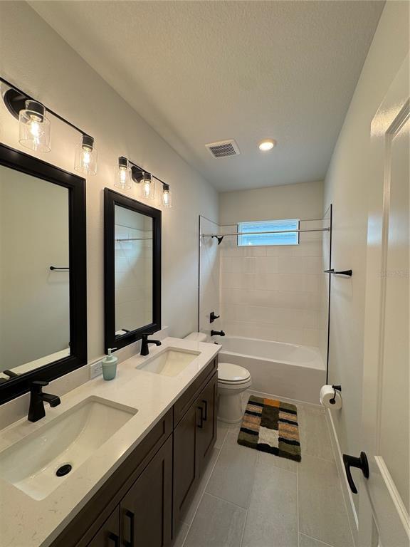 Building Photo - 28764 Jujube Rd