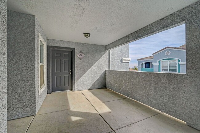 Building Photo - LOCATION! LOCATION! LOCATION! Move-in ready 2-bedroom condo in Centennial Hills!