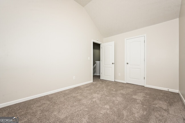 Building Photo - 4392 Chester Ln