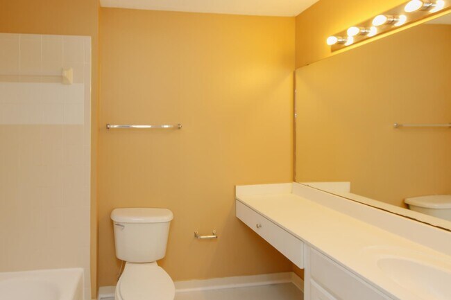 Building Photo - 15207 Harbour Vista Cir