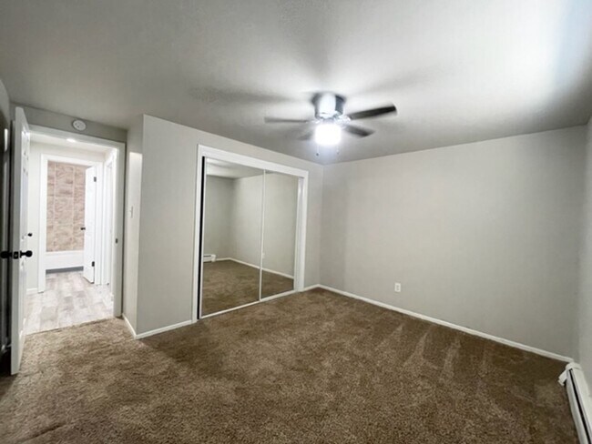 Building Photo - 4413 Forrest Hill Rd