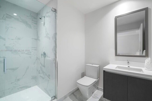 Building Photo - 851 NE 1st Ave