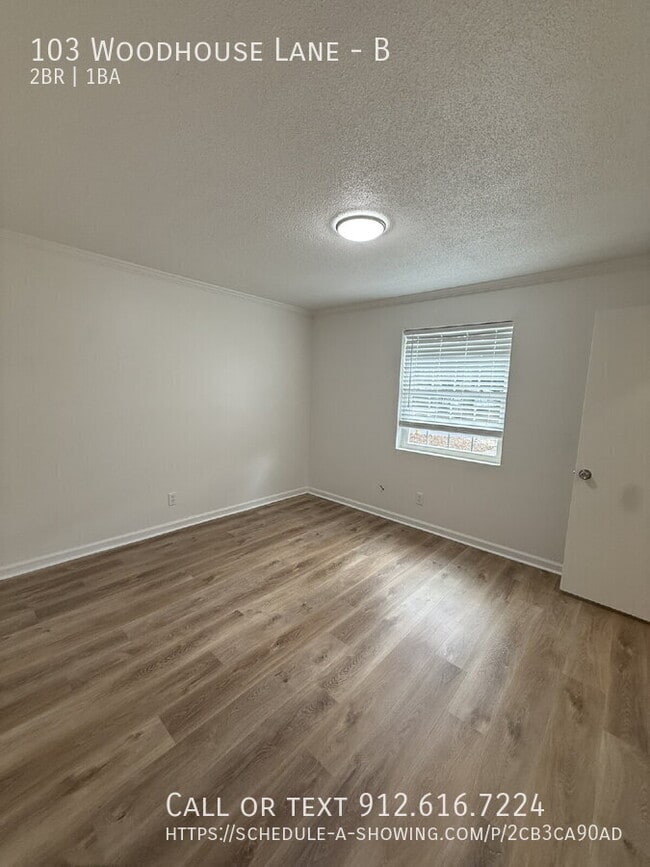 Building Photo - 103 Woodhouse Ln