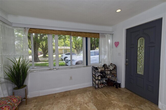 Building Photo - 8240 SW 62nd Ct