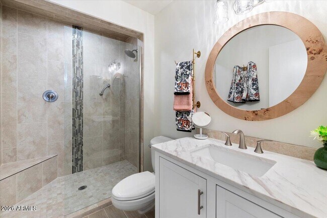 Building Photo - 10129 W Campana Dr