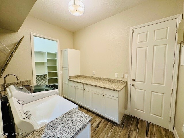 Building Photo - 2820 Cinnamon Bay Cir