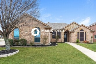 Building Photo - 3 Bedroom Pet-Friendly Home in ALVARADO, TX with Main Street Renewal