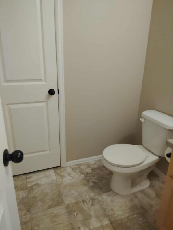 Building Photo - 704 Finch Dr