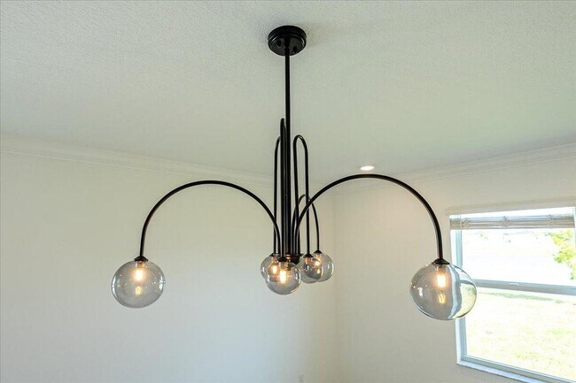 Building Photo - 3527 Angler Dr